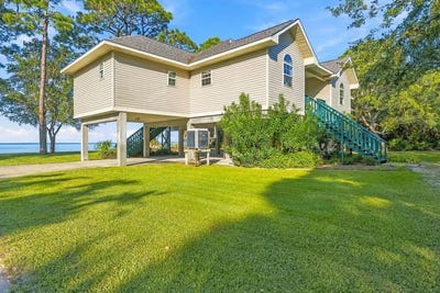 /international/us/79-s-bay-shore-dr-eastpoint-fl-110120097087/