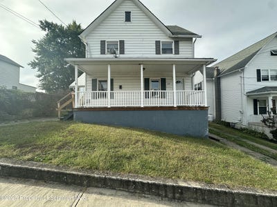 /international/us/149-tompkins-street-pittston-pa-110107400609/