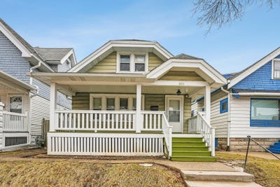 /international/us/2571-n-51st-st-milwaukee-wi-110106531119/
