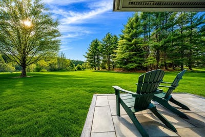 /international/us/60-village-green-drive-stowe-vt-110105507481/