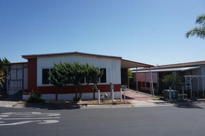 /international/us/1010-e-bobier-vista-ca-110108826107/