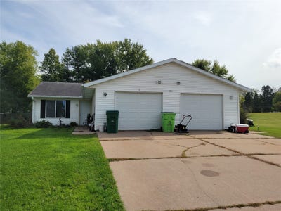 /international/us/321-n-7th-street-cornell-wi-110110320296/