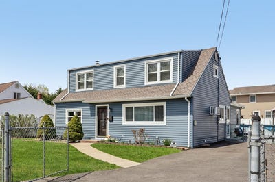 /international/us/1326-4th-street-west-babylon-ny-110107570714/