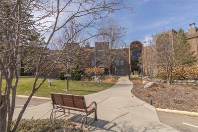 /international/us/9700-portland-avenue-s-bloomington-mn-110107232338/