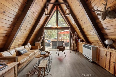 /international/us/108-pine-sugarloaf-ca-110110211442/