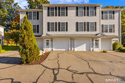/international/us/9-nadia-lane-wallingford-ct-110120754780/