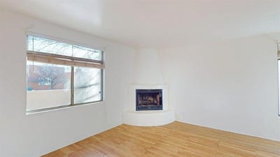 /international/us/3912-los-milagros-santa-fe-nm-110108479299/
