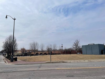 /international/us/212-dundee-avenue-elgin-il-110097358683/?lang=zh-tw