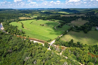 /international/us/4091-flat-creek-road-cape-fair-mo-110101179534/
