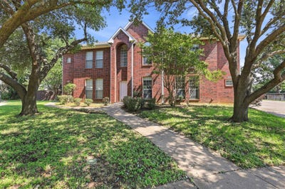 /international/us/121-wildwood-court-grapevine-tx-110108357787/