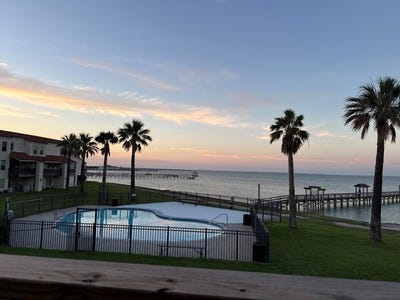 /international/us/620-s-fulton-beach-rd-rockport-tx-110108143505/