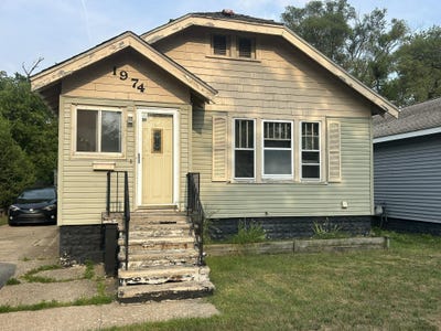 /international/us/1974-wood-street-muskegon-mi-110101430146/