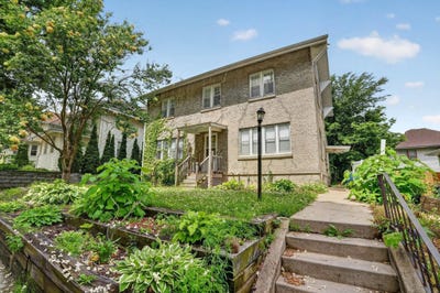 /international/us/810-w-2nd-street-waterloo-ia-110108747128/