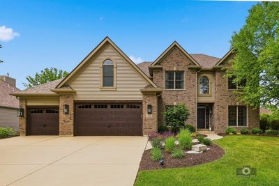/international/us/612-pine-street-sugar-grove-il-110108708664/