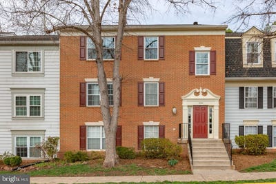 /international/us/9250-niki-place-302-manassas-va-110106588943/