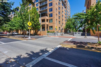 /international/us/701-columbia-st-vancouver-wa-110100870675/