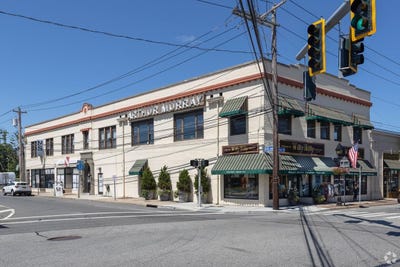 /international/us/143-w-main-street-bay-shore-ny-110098895268/?lang=zh-cn