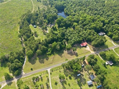 /international/us/2847-county-road-63-tuskegee-al-110108815436/