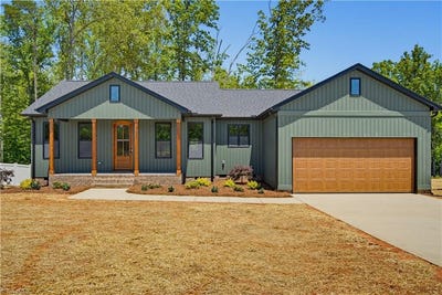 /international/us/1343-simpson-road-stokesdale-nc-110108034189/