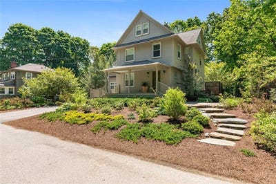 /international/us/10-pine-road-sharon-ma-110108472806/