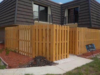 /international/us/3711-vista-oaks-circle-ne-palm-bay-fl-110108334658/