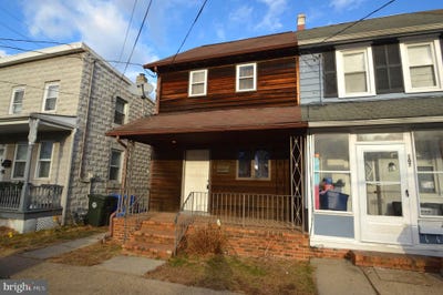 /international/us/105-thompson-street-burlington-nj-110104256763/