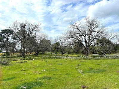 /international/us/1900-hluchan-road-sealy-tx-110107162695/
