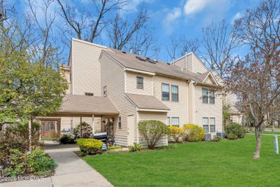 /international/us/809-daffodil-drive-jackson-nj-110107173476/