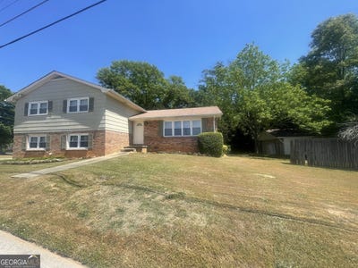 /international/us/6070-n-lee-street-morrow-ga-110108178182/