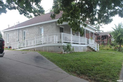 /international/us/205-w-cherry-street-carbondale-il-110100899590/