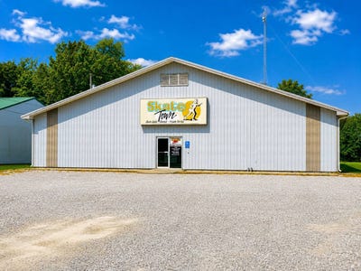 /international/us/3220-south-highway-32-el-dorado-springs-mo-110109772271/