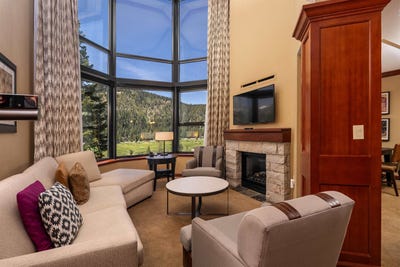 /international/us/400-resort-road-olympic-valley-ca-110092742962/