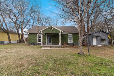 /international/us/805-e-11th-street-kemp-tx-110105002274/