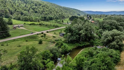 /international/us/5700-route-98-great-valley-ny-110097828848/