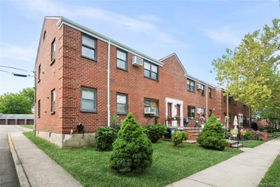 /international/us/160-48-17th-avenue-whitestone-ny-110110326707/