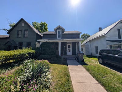 /international/us/218-s-10th-street-goshen-in-110108490854/