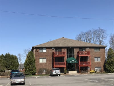 /international/us/29-capron-road-milford-nh-110107999520/