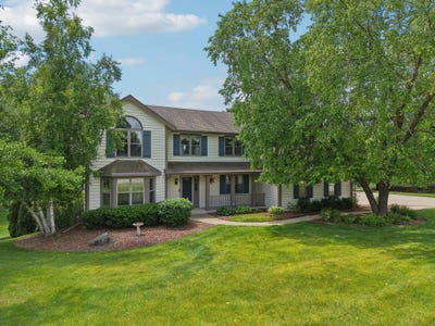 /international/us/n70w28675-huntington-st-hartland-wi-110100721620/