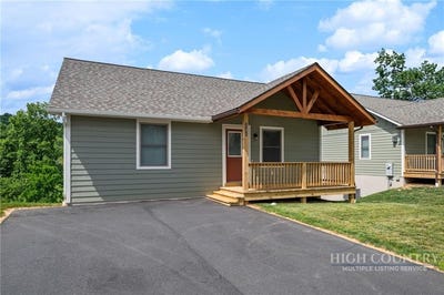 /international/us/245-ava-way-boone-nc-110104950785/
