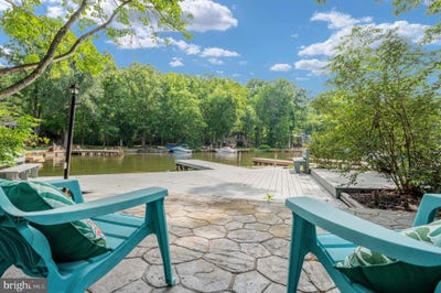 /international/us/103-hillside-drive-locust-grove-va-110109986064/