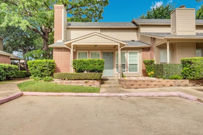 /international/us/1440-meadowood-village-drive-fort-worth-tx-110107568212/