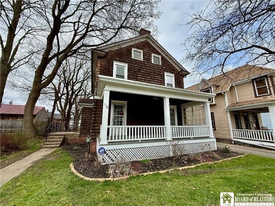 /international/us/138-s-3rd-street-olean-ny-110098684533/