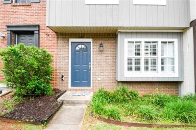 /international/us/1022-chinook-street-auburn-al-110108494416/