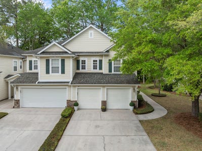 /international/us/5150-trump-street-north-charleston-sc-110107035281/