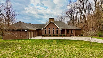 /international/us/235-foxcroft-lane-pikeville-ky-110106668522/