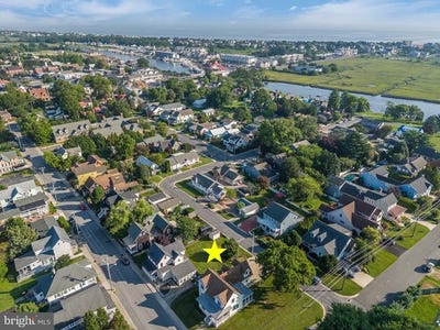 /international/us/404-rodaline-avenue-lewes-de-110100683559/