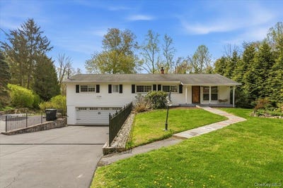 /international/us/11-lower-lake-road-mahopac-ny-110107825405/