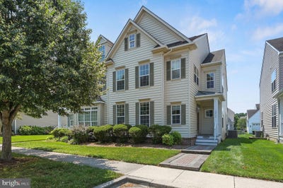 /international/us/16466-samuel-paynter-boulevard-milton-de-110100774168/