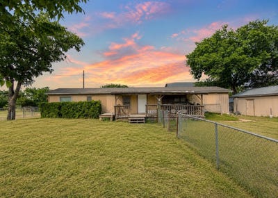 /international/us/158-county-road-1813-clifton-tx-110108966287/
