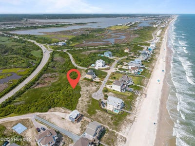 /international/us/161-oceanview-lane-north-topsail-beach-nc-110100046079/